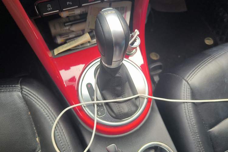Used Volkswagen Beetle 2018 180TSI Shangle Model Gear Lever