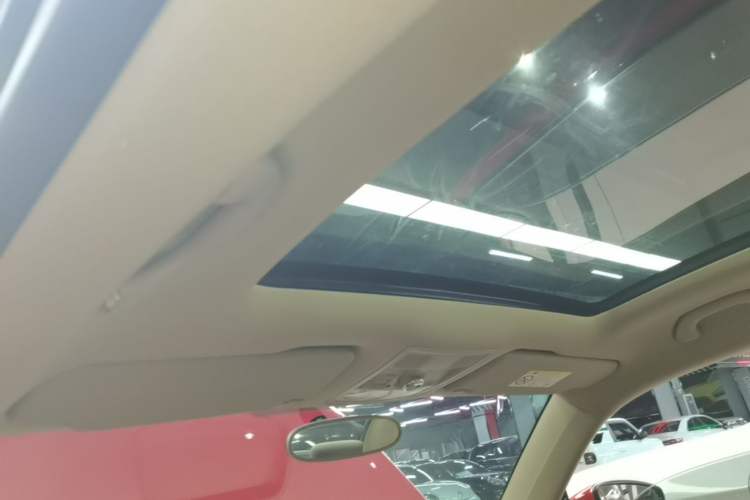 Used Volkswagen Beetle 2018 180TSI Shangle Model Headliner