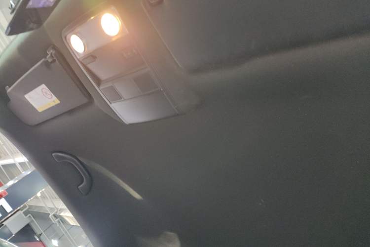 Used Volkswagen Beetle 2018 180TSI Yile Model Headliner