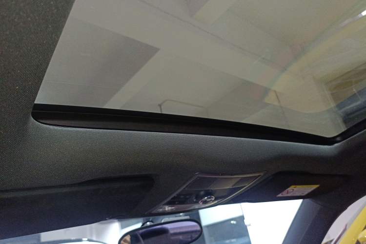 Used Volkswagen Beetle 2018 180TSI Shangle Model Headliner