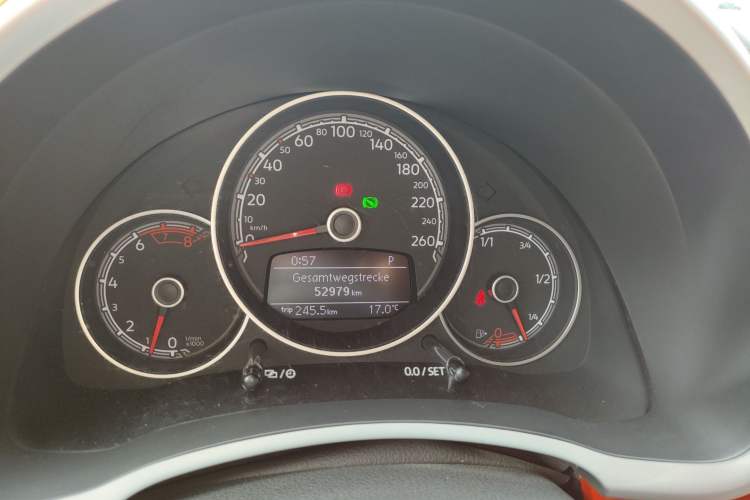 Used Volkswagen Beetle 2018 180TSI Yile Model Instrument Cluster
