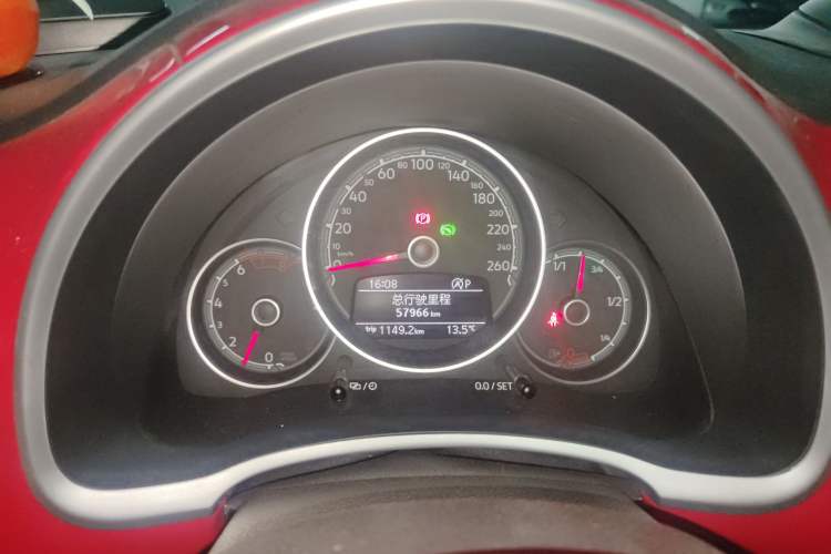Used Volkswagen Beetle 2018 180TSI Shangle Model Instrument Cluster