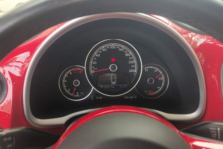 Used Volkswagen Beetle 2018 180TSI Shangle Model Instrument Cluster