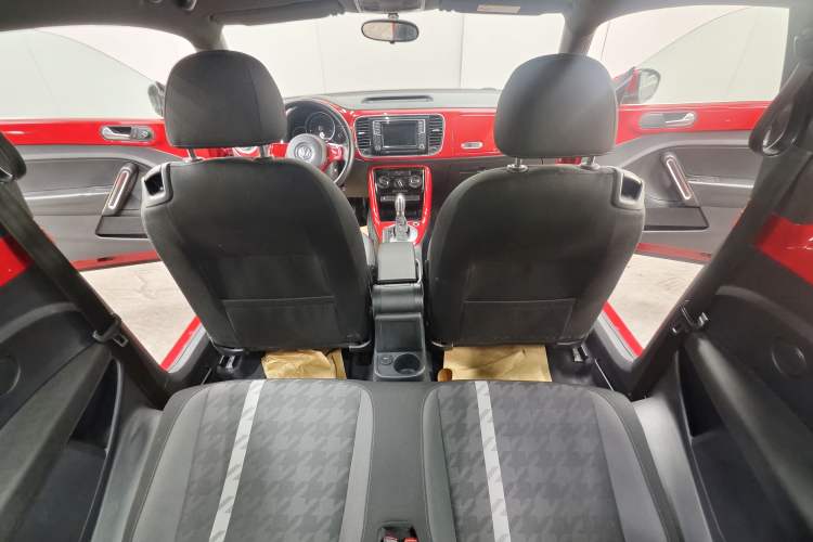 Used Volkswagen Beetle 2018 180TSI Yile Model Interior 2
