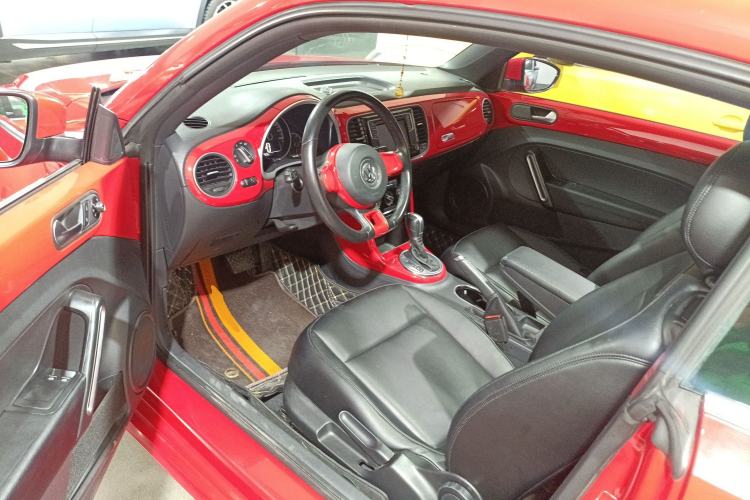 Used Volkswagen Beetle 2018 180TSI Shangle Model Interior 3