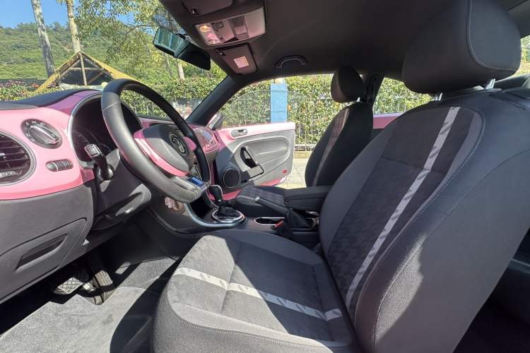 Used Volkswagen Beetle 2018 180TSI Yile Model Interior 5