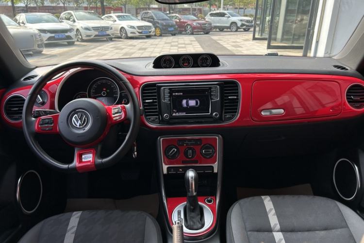 Used Volkswagen Beetle 2018 180TSI Shangle Model Interior 8