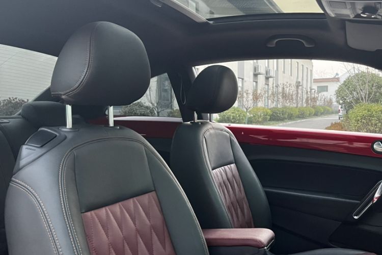Used Volkswagen Beetle 2018 180TSI Shangle Model Interior 9