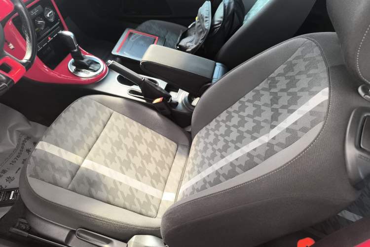 Used Volkswagen Beetle 2018 180TSI Yile Model Left Front Seat