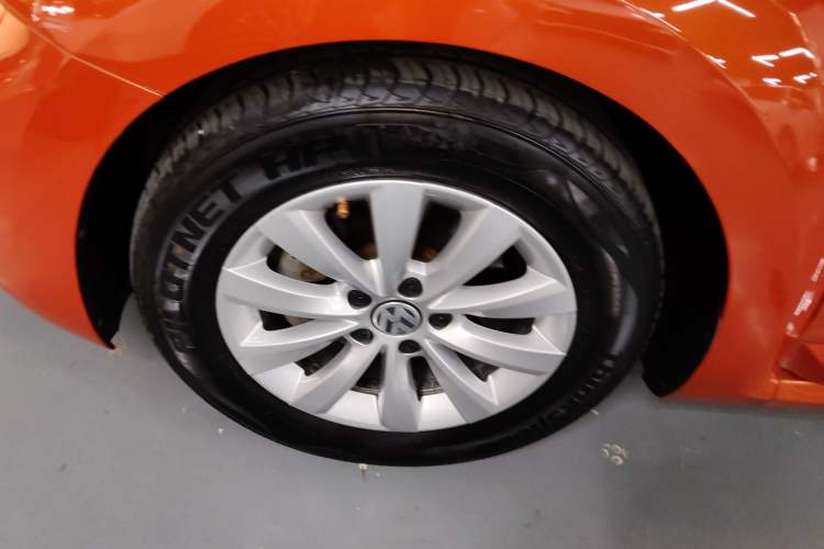 Used Volkswagen Beetle 2018 180TSI Yile Model Left Front Wheel Hub