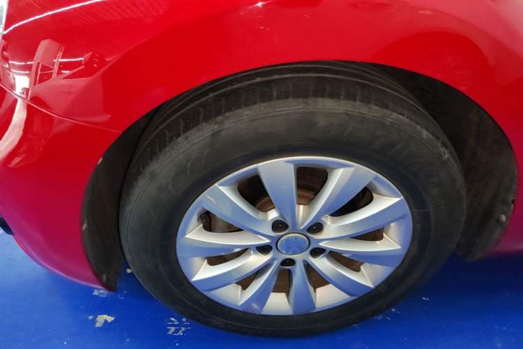 Used Volkswagen Beetle 2018 180TSI Yile Model Left Front Wheel Hub