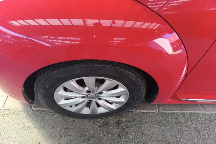 Used Volkswagen Beetle 2018 180TSI Yile Model Left Front Wheel Hub