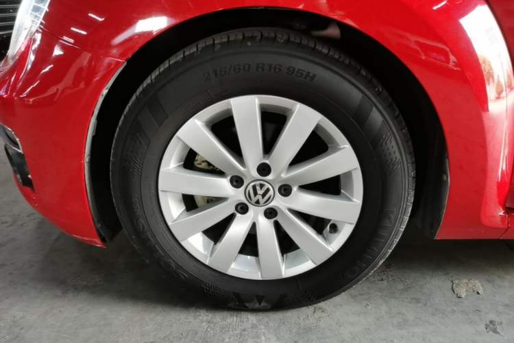 Used Volkswagen Beetle 2018 180TSI Yile Model Left Front Wheel Hub