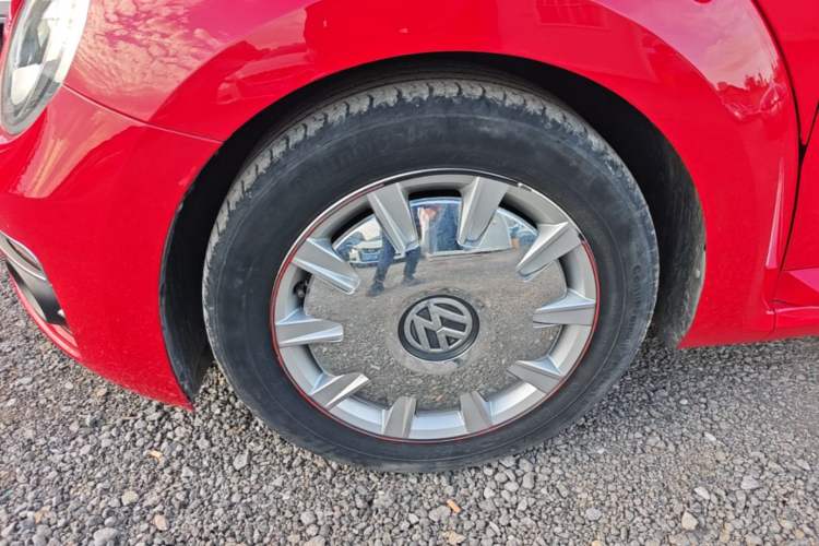 Used Volkswagen Beetle 2018 180TSI Shangle Model Left Front Wheel Hub