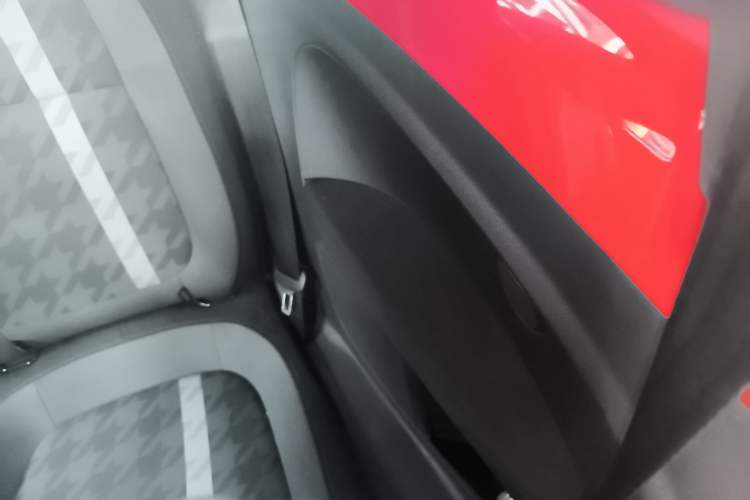 Used Volkswagen Beetle 2018 180TSI Yile Model Left Rear Door Interior