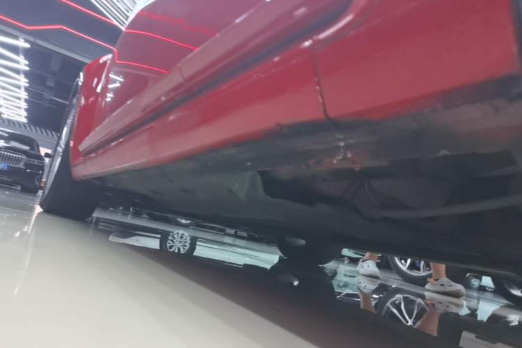 Used Volkswagen Beetle 2018 180TSI Shangle Model Left Side Sill