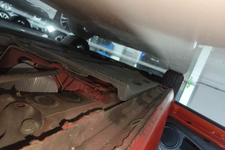 Used Volkswagen Beetle 2018 180TSI Yile Model Left Side Sill