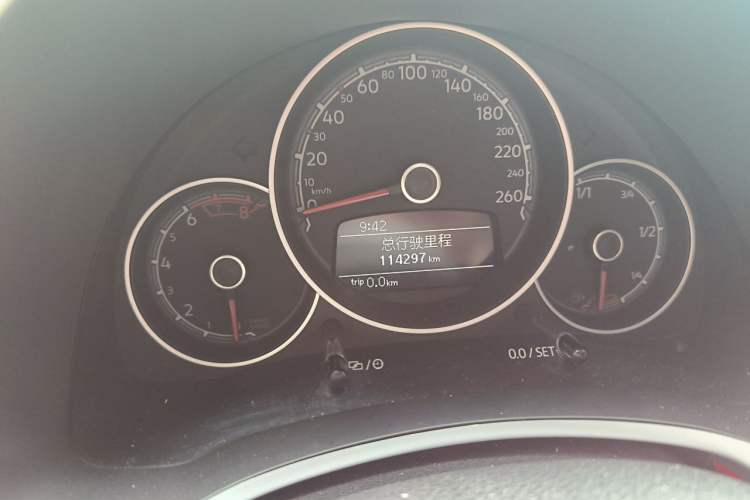 Used Volkswagen Beetle 2018 180TSI Shangle Model Odometer Close Up