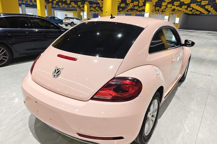 Used Volkswagen Beetle 2018 180TSI Yile Model Rear Right 45 Deg