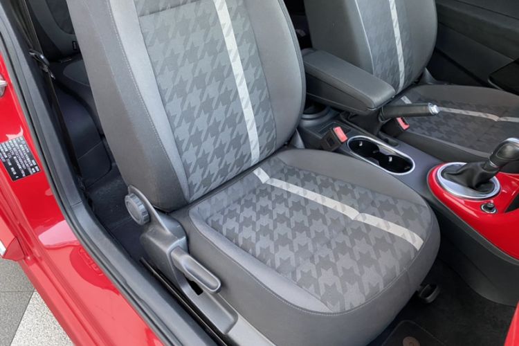 Used Volkswagen Beetle 2018 180TSI Shangle Model Right Front Seat