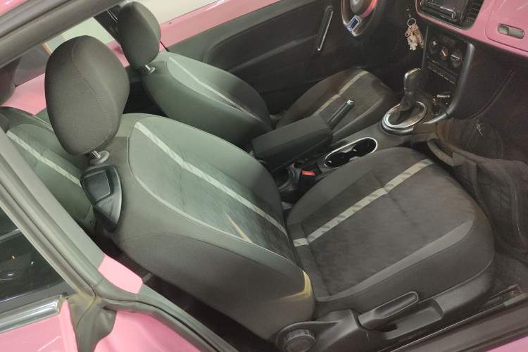 Used Volkswagen Beetle 2018 180TSI Yile Model Right Front Seat