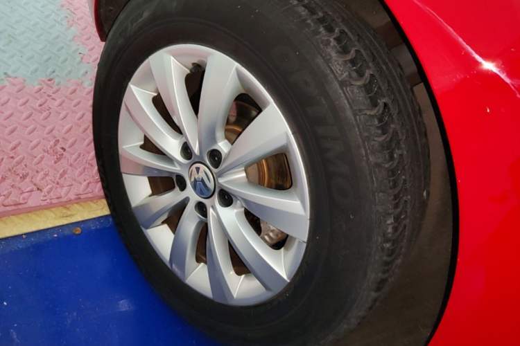 Used Volkswagen Beetle 2018 180TSI Yile Model Right Rear Wheel Hub