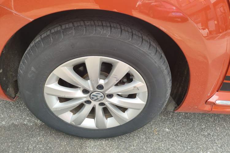 Used Volkswagen Beetle 2018 180TSI Yile Model Right Rear Wheel Hub
