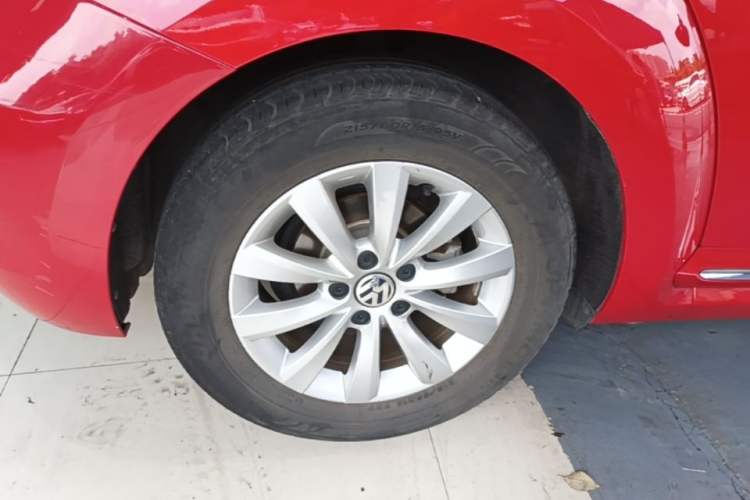 Used Volkswagen Beetle 2018 180TSI Yile Model Right Rear Wheel Hub