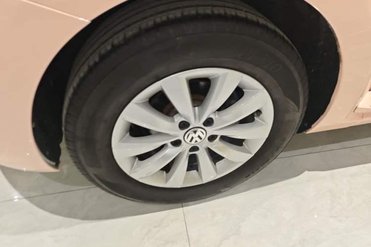 Used Volkswagen Beetle 2018 180TSI Yile Model Right Rear Wheel Hub