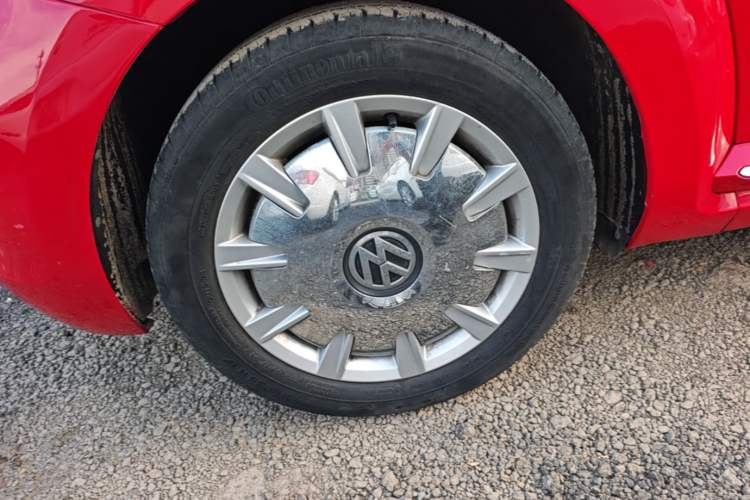 Used Volkswagen Beetle 2018 180TSI Shangle Model Right Rear Wheel Hub