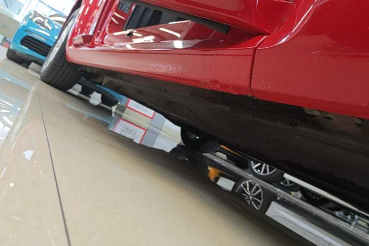 Used Volkswagen Beetle 2018 180TSI Yile Model Right Side Sill