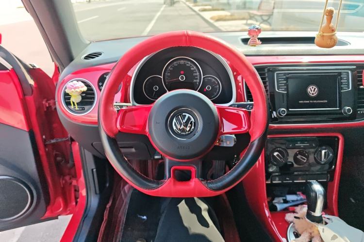 Used Volkswagen Beetle 2018 180TSI Shangle Model Steering Wheel