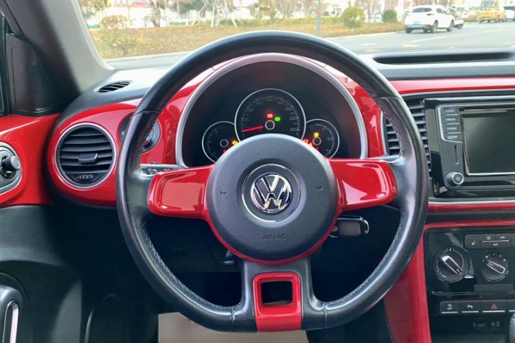 Used Volkswagen Beetle 2018 180TSI Shangle Model Steering Wheel
