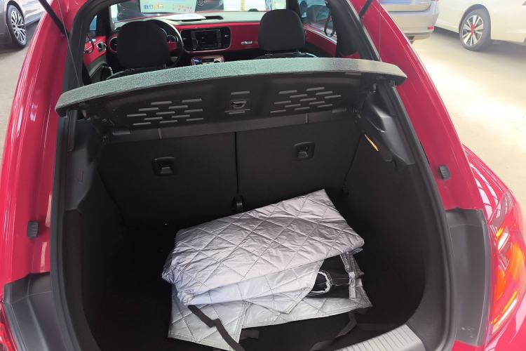 Used Volkswagen Beetle 2018 180TSI Yile Model Trunk