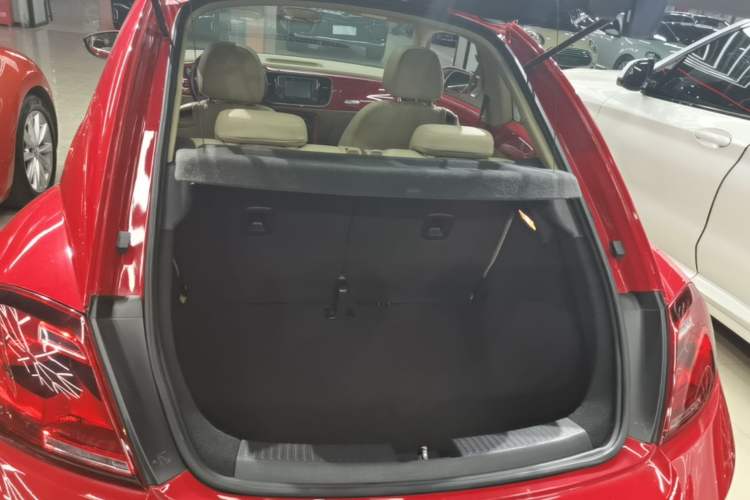 Used Volkswagen Beetle 2018 180TSI Shangle Model Trunk