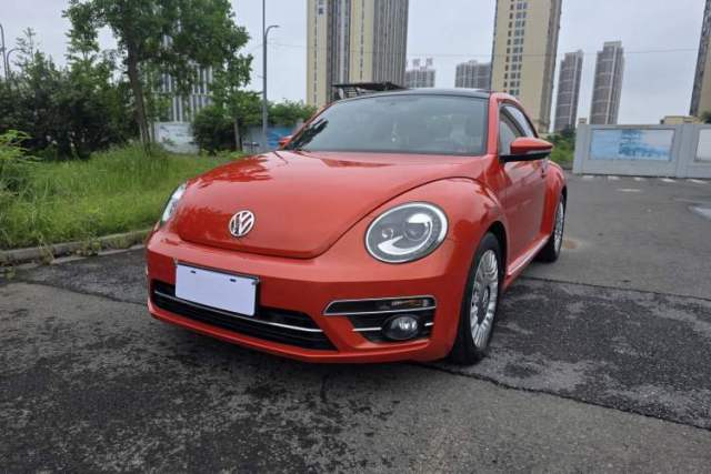 Used Volkswagen Beetle 2018 180TSI Joyful Orange Edition
