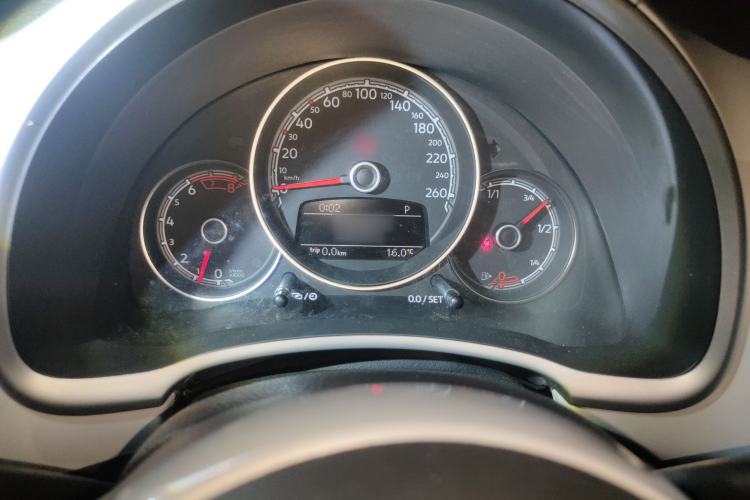 Used Volkswagen Beetle 2018 180TSI Yile Model Instrument Cluster