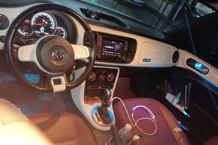 Used Volkswagen Beetle 2018 180TSI Yile Model Center Console
