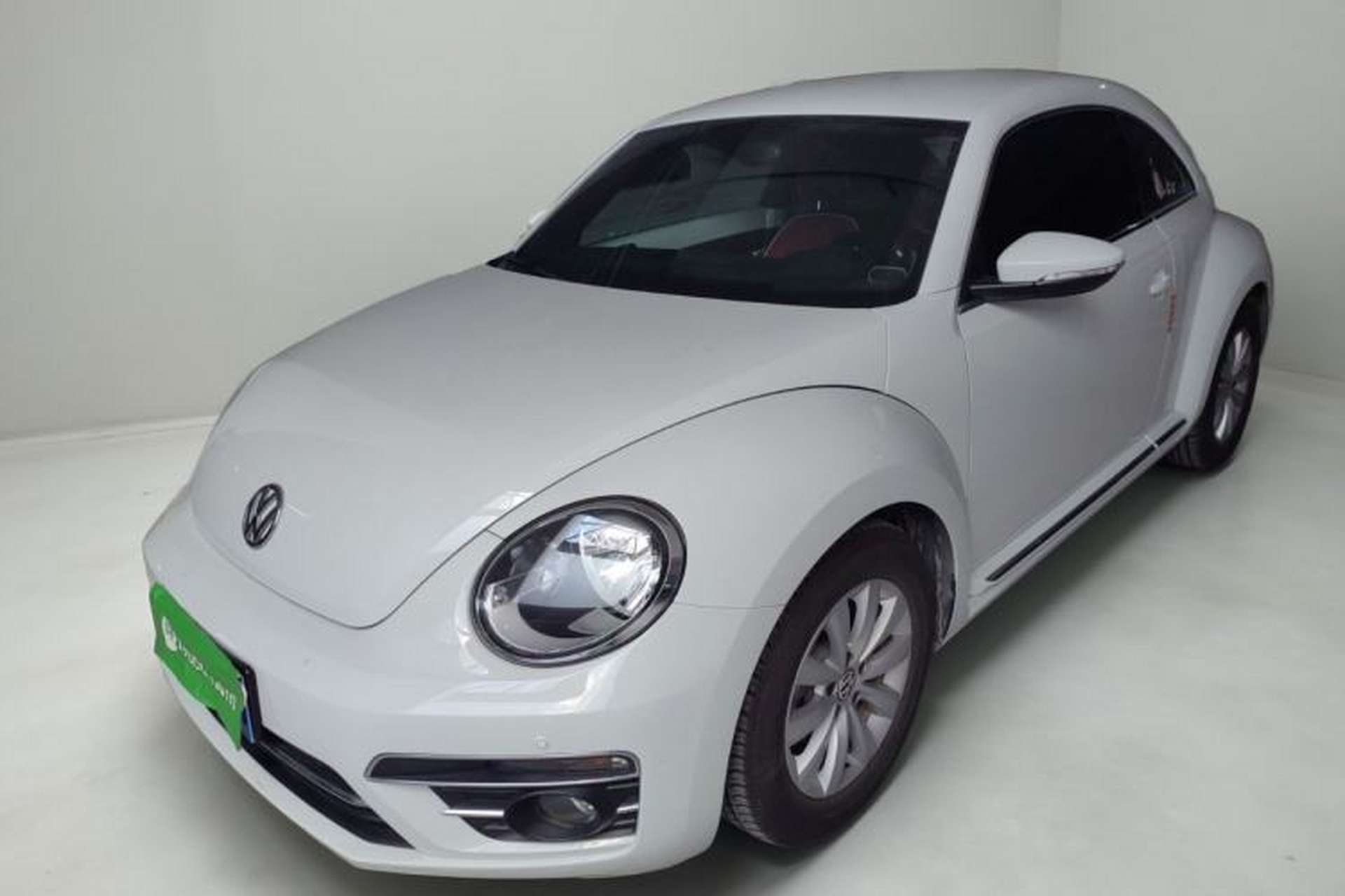 Used Volkswagen Beetle 2018 180TSI Yile Model Front Left 45 Deg