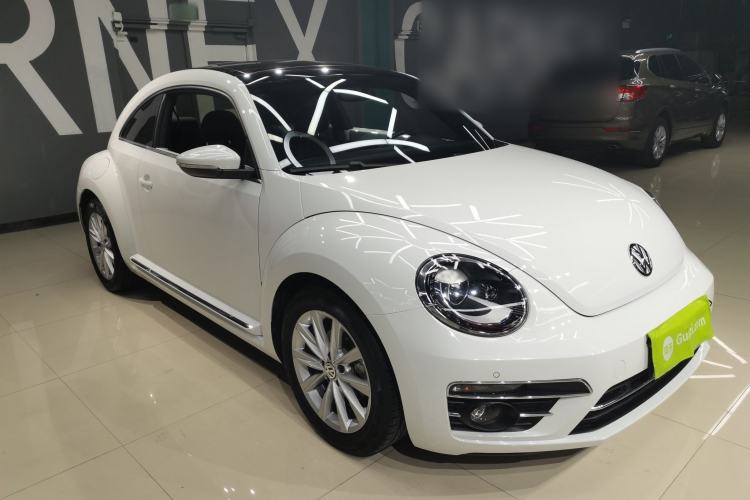 Used Volkswagen Beetle 2018 180TSI Shangle Model Front Right 45 Deg