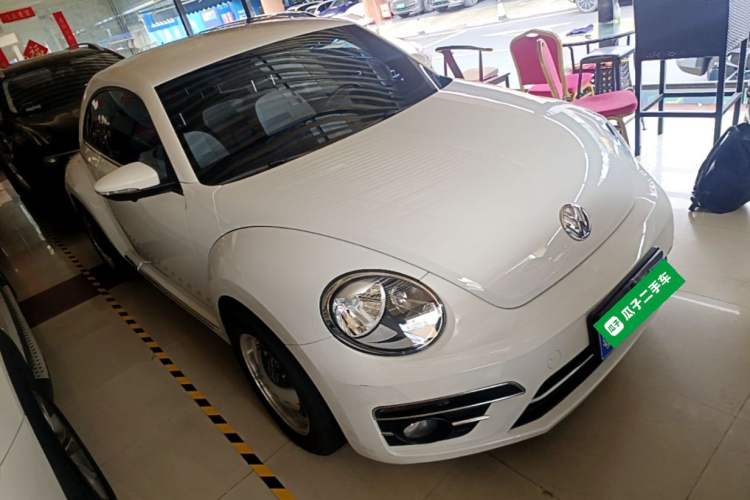 Used Volkswagen Beetle 2018 180TSI Yile Model Front Right 45 Deg