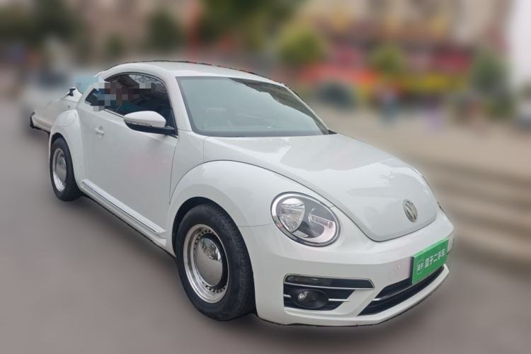 Used Volkswagen Beetle 2018 180TSI Yile Model Front Right 45 Deg