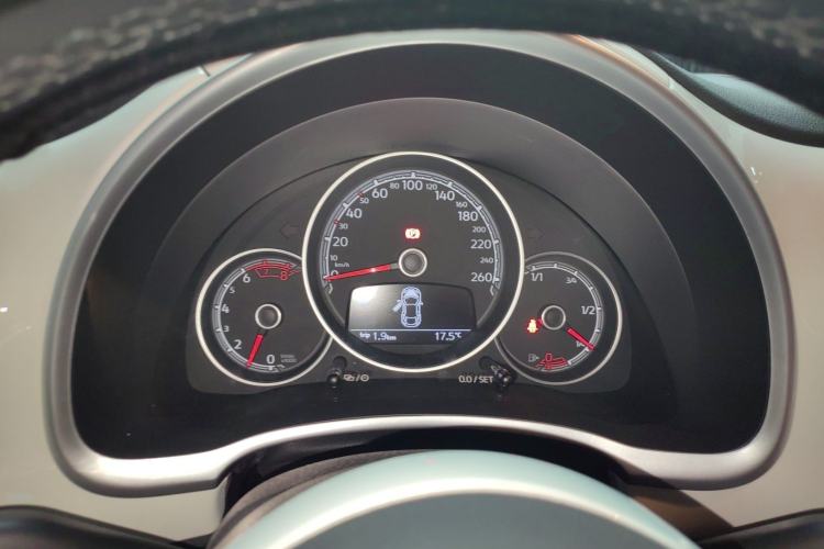 Used Volkswagen Beetle 2018 180TSI Yile Model Instrument Cluster