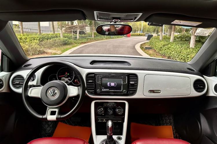 Used Volkswagen Beetle 2018 180TSI Shangle Model Interior 1