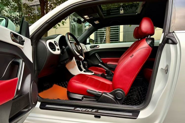 Used Volkswagen Beetle 2018 180TSI Shangle Model Interior 3