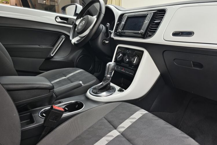Used Volkswagen Beetle 2018 180TSI Yile Model Interior 8