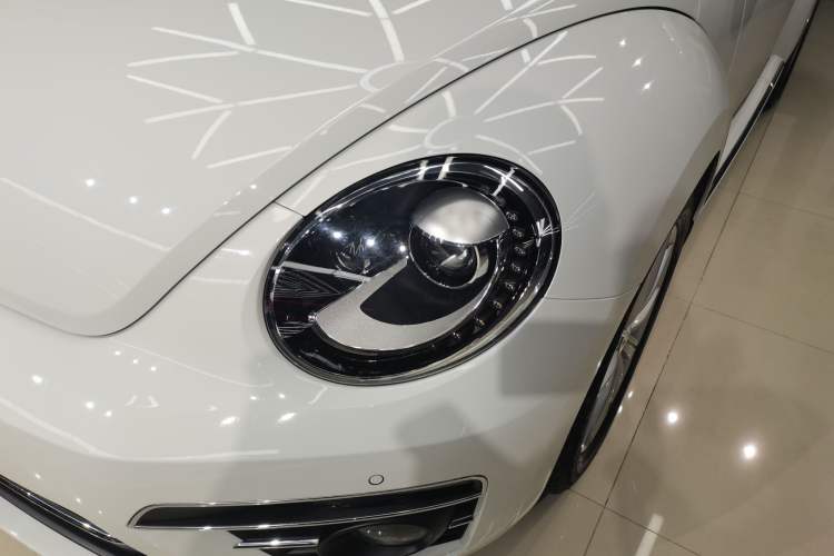 Used Volkswagen Beetle 2018 180TSI Shangle Model Left Front Headlight