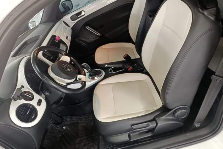Used Volkswagen Beetle 2018 180TSI Yile Model Left Front Seat