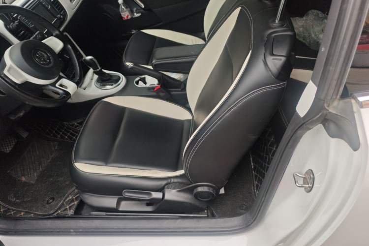 Used Volkswagen Beetle 2018 180TSI Yile Model Left Front Seat