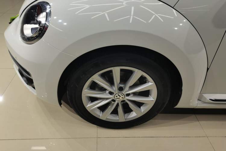 Used Volkswagen Beetle 2018 180TSI Shangle Model Left Front Wheel Hub